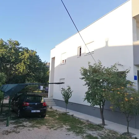 Lägenhet Lota Starigrad Paklenica