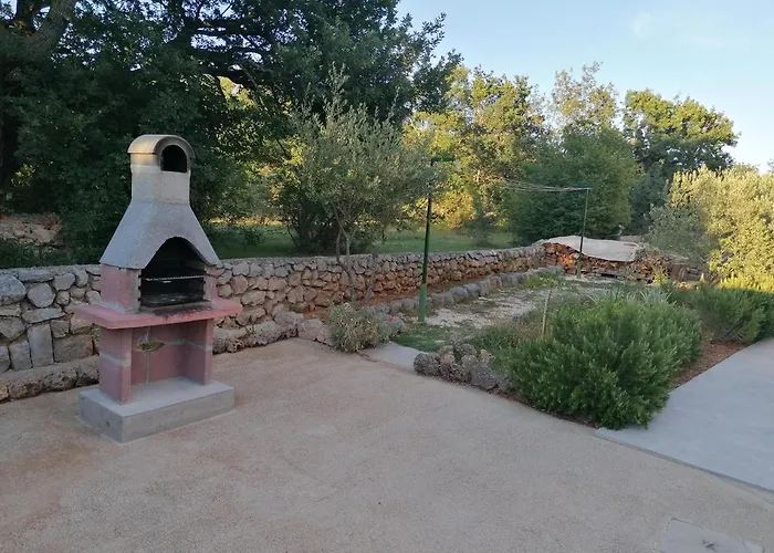 Lota Lägenhet Starigrad Paklenica