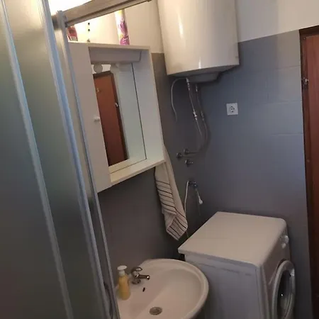 Apartment Lota *